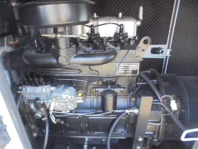 Uusi Sähkögeneraattori Alfa Romeo A 60: kuva Uusi Sähkögeneraattori Alfa Romeo A 60