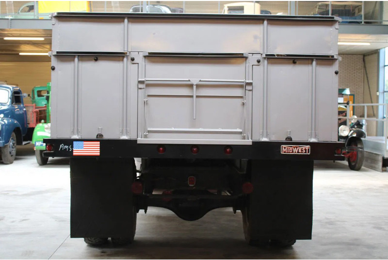 Chevrolet Loadmaster - Kippiauto kuorma-auto: kuva Chevrolet Loadmaster - Kippiauto kuorma-auto Chevrolet Loadmaster - Kippiauto kuorma-auto: kuva Chevrolet Loadmaster - Kippiauto kuorma-auto