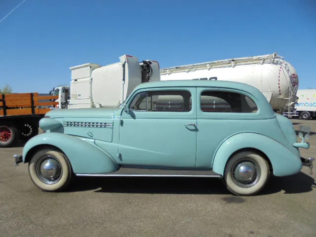 Sedan Chevrolet Master Master De Luxe: kuva Sedan Chevrolet Master Master De Luxe Sedan Chevrolet Master Master De Luxe: kuva Sedan Chevrolet Master Master De Luxe