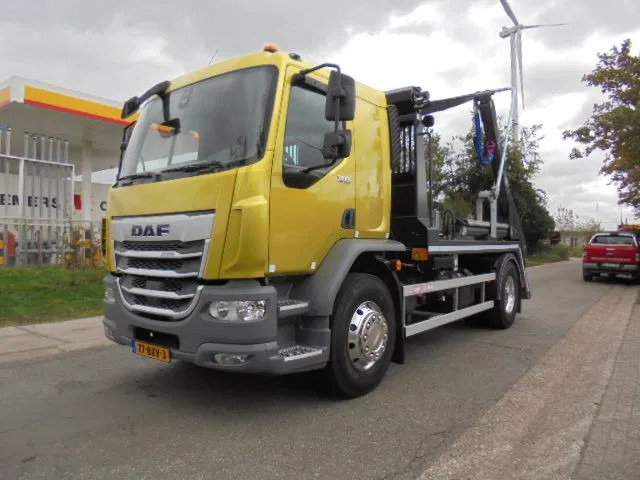 DAF XD XB 290 NIEUW MET FABRIEKS GARANTIE - Nostovarsi-vaihtolavakuorma kuorma-auto: kuva DAF XD XB 290 NIEUW MET FABRIEKS GARANTIE - Nostovarsi-vaihtolavakuorma kuorma-auto DAF XD XB 290 NIEUW MET FABRIEKS GARANTIE - Nostovarsi-vaihtolavakuorma kuorma-auto: kuva DAF XD XB 290 NIEUW MET FABRIEKS GARANTIE - Nostovarsi-vaihtolavakuorma kuorma-auto