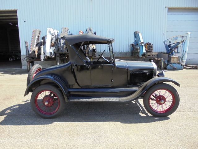 Ford Model T RUNABOUT - Sedan: kuva Ford Model T RUNABOUT - Sedan Ford Model T RUNABOUT - Sedan: kuva Ford Model T RUNABOUT - Sedan