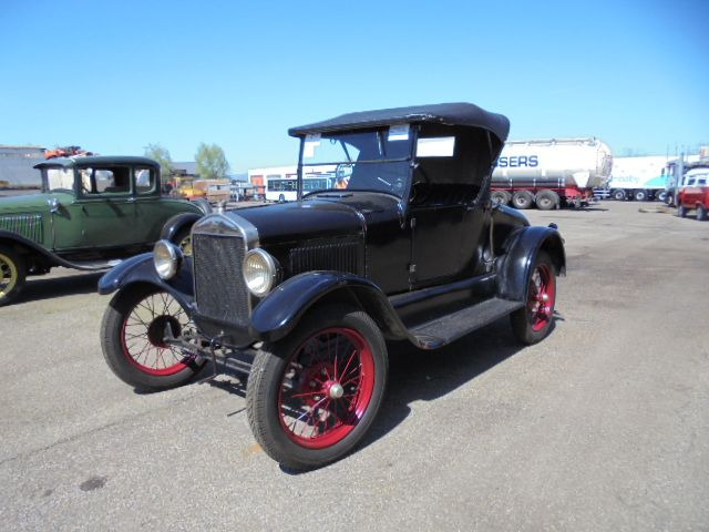 Ford Model T RUNABOUT - Sedan: kuva Ford Model T RUNABOUT - Sedan Ford Model T RUNABOUT - Sedan: kuva Ford Model T RUNABOUT - Sedan