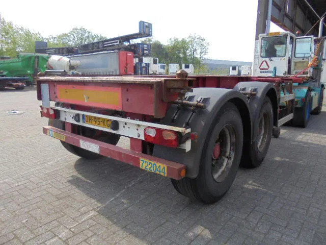 Konttialus/ Vaihtokuormatilat puoliperävaunu Groenewegen 20 CC-10-18: kuva Konttialus/ Vaihtokuormatilat puoliperävaunu Groenewegen 20 CC-10-18 Konttialus/ Vaihtokuormatilat puoliperävaunu Groenewegen 20 CC-10-18: kuva Konttialus/ Vaihtokuormatilat puoliperävaunu Groenewegen 20 CC-10-18