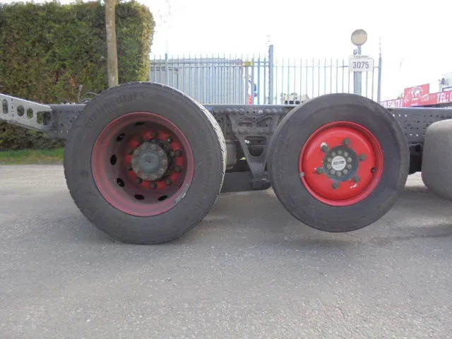 Mercedes-Benz Actros 2336 LL 6X2 EUR 6 - Kuljetin kuorma-auto: kuva Mercedes-Benz Actros 2336 LL 6X2 EUR 6 - Kuljetin kuorma-auto Mercedes-Benz Actros 2336 LL 6X2 EUR 6 - Kuljetin kuorma-auto: kuva Mercedes-Benz Actros 2336 LL 6X2 EUR 6 - Kuljetin kuorma-auto