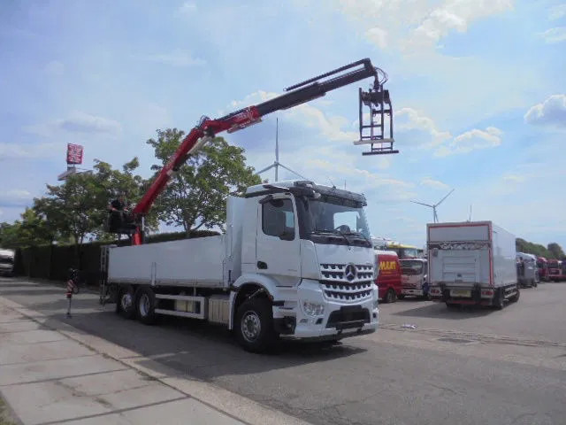 Mercedes-Benz Arocs 2545 + RETARDER 6X2 NEW /DEMO - Nosturiauto: kuva Mercedes-Benz Arocs 2545 + RETARDER 6X2 NEW /DEMO - Nosturiauto Mercedes-Benz Arocs 2545 + RETARDER 6X2 NEW /DEMO - Nosturiauto: kuva Mercedes-Benz Arocs 2545 + RETARDER 6X2 NEW /DEMO - Nosturiauto