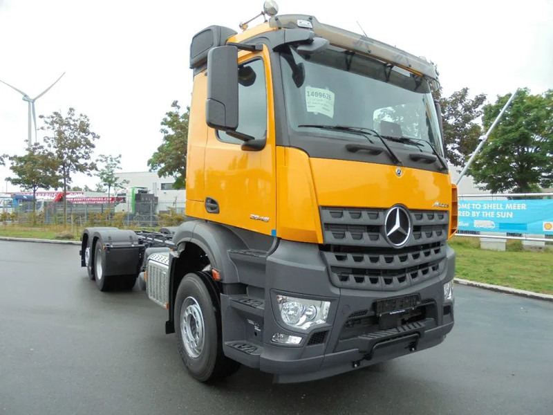 Mercedes-Benz Arocs AROCS 2848 6X2 MET FABRIEKS GARANTIE - Kuorma-auto alusta: kuva Mercedes-Benz Arocs AROCS 2848 6X2 MET FABRIEKS GARANTIE - Kuorma-auto alusta Mercedes-Benz Arocs AROCS 2848 6X2 MET FABRIEKS GARANTIE - Kuorma-auto alusta: kuva Mercedes-Benz Arocs AROCS 2848 6X2 MET FABRIEKS GARANTIE - Kuorma-auto alusta
