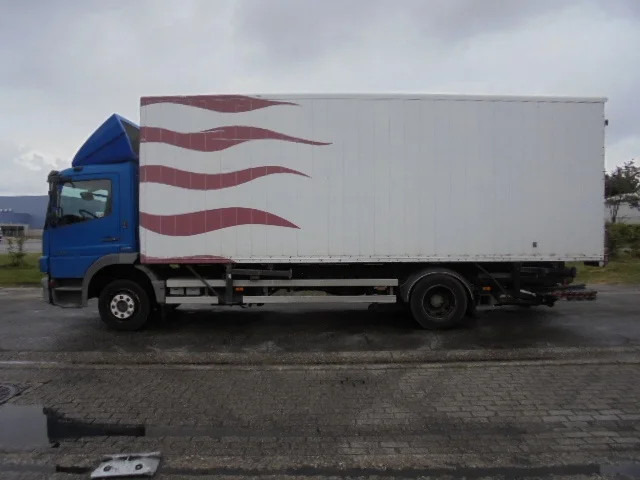 Mercedes-Benz Atego 1218 - Umpikori kuorma-auto: kuva Mercedes-Benz Atego 1218 - Umpikori kuorma-auto Mercedes-Benz Atego 1218 - Umpikori kuorma-auto: kuva Mercedes-Benz Atego 1218 - Umpikori kuorma-auto