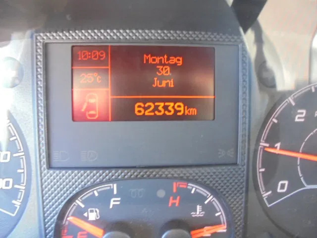 Pakettiauto Opel Movano L3H2 2.2L BLUE HDI 165: kuva Pakettiauto Opel Movano L3H2 2.2L BLUE HDI 165