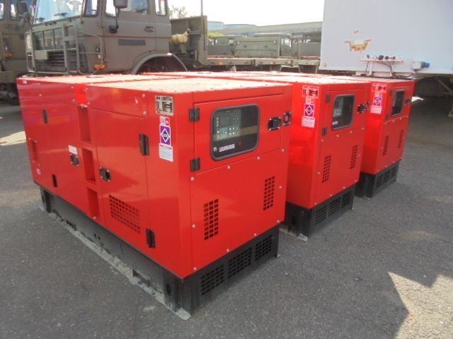 Ricardo R75 - Sähkögeneraattori: kuva Ricardo R75 - Sähkögeneraattori Ricardo R75 - Sähkögeneraattori: kuva Ricardo R75 - Sähkögeneraattori