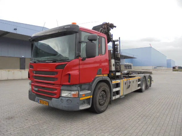 Scania P400 6X2 - Koukkulava kuorma-auto, Nosturiauto: kuva Scania P400 6X2 - Koukkulava kuorma-auto, Nosturiauto Scania P400 6X2 - Koukkulava kuorma-auto, Nosturiauto: kuva Scania P400 6X2 - Koukkulava kuorma-auto, Nosturiauto