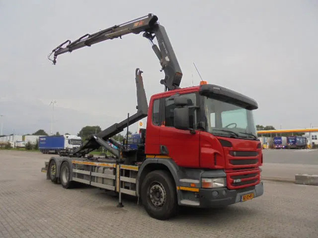 Scania P400 6X2 - Koukkulava kuorma-auto, Nosturiauto: kuva Scania P400 6X2 - Koukkulava kuorma-auto, Nosturiauto Scania P400 6X2 - Koukkulava kuorma-auto, Nosturiauto: kuva Scania P400 6X2 - Koukkulava kuorma-auto, Nosturiauto