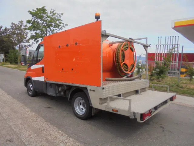 Tavara-auto Iveco Daily 35C14: kuva Tavara-auto Iveco Daily 35C14