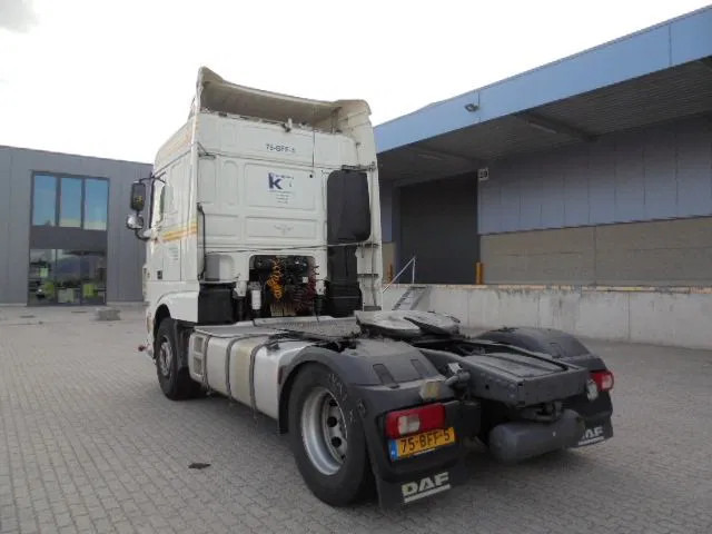 DAF XF 440 - Vetopöytäauto: kuva DAF XF 440 - Vetopöytäauto DAF XF 440 - Vetopöytäauto: kuva DAF XF 440 - Vetopöytäauto