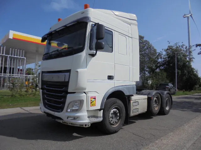 DAF XF 440 + RETARDER - Vetopöytäauto: kuva DAF XF 440 + RETARDER - Vetopöytäauto DAF XF 440 + RETARDER - Vetopöytäauto: kuva DAF XF 440 + RETARDER - Vetopöytäauto
