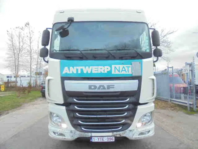 DAF XF 460 SPACECAB - Vetopöytäauto: kuva DAF XF 460 SPACECAB - Vetopöytäauto DAF XF 460 SPACECAB - Vetopöytäauto: kuva DAF XF 460 SPACECAB - Vetopöytäauto