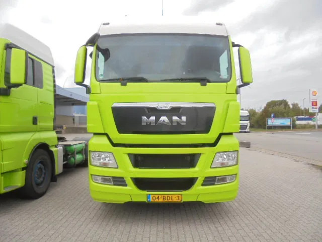 MAN TGX 18.400 COMPRESSOR + HYDRO NL TRUCK - Vetopöytäauto: kuva MAN TGX 18.400 COMPRESSOR + HYDRO NL TRUCK - Vetopöytäauto MAN TGX 18.400 COMPRESSOR + HYDRO NL TRUCK - Vetopöytäauto: kuva MAN TGX 18.400 COMPRESSOR + HYDRO NL TRUCK - Vetopöytäauto