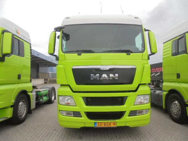 MAN TGX 18.400 COMPRESSOR + HYDRO NL TRUCK - Vetopöytäauto: kuva MAN TGX 18.400 COMPRESSOR + HYDRO NL TRUCK - Vetopöytäauto MAN TGX 18.400 COMPRESSOR + HYDRO NL TRUCK - Vetopöytäauto: kuva MAN TGX 18.400 COMPRESSOR + HYDRO NL TRUCK - Vetopöytäauto