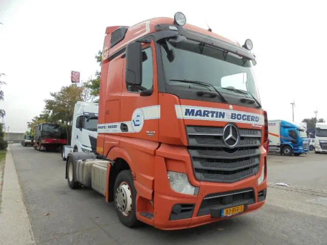 Mercedes-Benz Actros 1840 EURO 6 - Vetopöytäauto: kuva Mercedes-Benz Actros 1840 EURO 6 - Vetopöytäauto Mercedes-Benz Actros 1840 EURO 6 - Vetopöytäauto: kuva Mercedes-Benz Actros 1840 EURO 6 - Vetopöytäauto