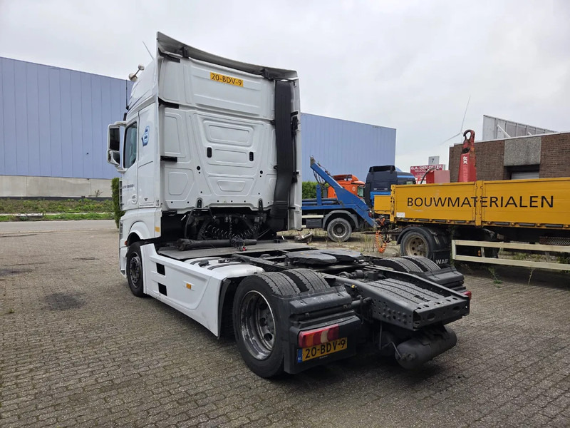 Mercedes-Benz Actros 1842 LS CABINE SCHADE NL TRUCK - Vetopöytäauto: kuva Mercedes-Benz Actros 1842 LS CABINE SCHADE NL TRUCK - Vetopöytäauto Mercedes-Benz Actros 1842 LS CABINE SCHADE NL TRUCK - Vetopöytäauto: kuva Mercedes-Benz Actros 1842 LS CABINE SCHADE NL TRUCK - Vetopöytäauto