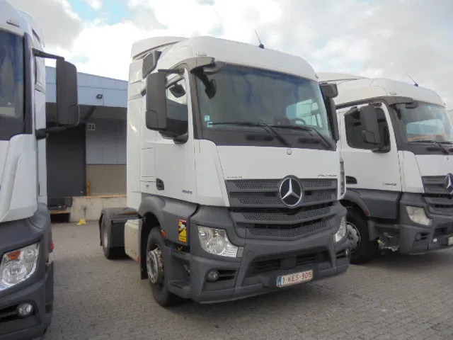 Mercedes-Benz Actros 1943 BELGIUM REGISTRATION TUV 05-2026 - Vetopöytäauto: kuva Mercedes-Benz Actros 1943 BELGIUM REGISTRATION TUV 05-2026 - Vetopöytäauto Mercedes-Benz Actros 1943 BELGIUM REGISTRATION TUV 05-2026 - Vetopöytäauto: kuva Mercedes-Benz Actros 1943 BELGIUM REGISTRATION TUV 05-2026 - Vetopöytäauto