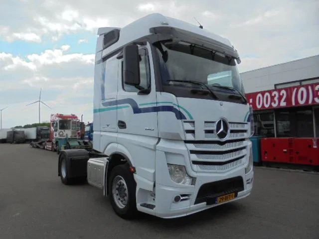 Mercedes-Benz Actros 1943 LS EUR6 - Vetopöytäauto: kuva Mercedes-Benz Actros 1943 LS EUR6 - Vetopöytäauto Mercedes-Benz Actros 1943 LS EUR6 - Vetopöytäauto: kuva Mercedes-Benz Actros 1943 LS EUR6 - Vetopöytäauto