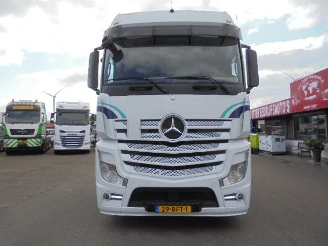 Mercedes-Benz Actros 1943 LS EUR6 - Vetopöytäauto: kuva Mercedes-Benz Actros 1943 LS EUR6 - Vetopöytäauto Mercedes-Benz Actros 1943 LS EUR6 - Vetopöytäauto: kuva Mercedes-Benz Actros 1943 LS EUR6 - Vetopöytäauto