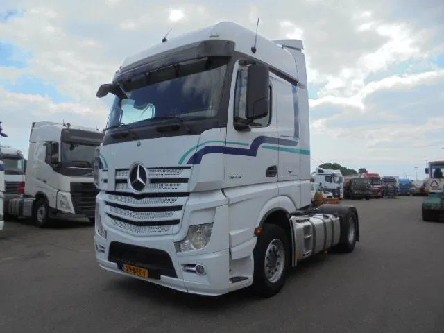 Mercedes-Benz Actros 1943 LS EUR6 - Vetopöytäauto: kuva Mercedes-Benz Actros 1943 LS EUR6 - Vetopöytäauto Mercedes-Benz Actros 1943 LS EUR6 - Vetopöytäauto: kuva Mercedes-Benz Actros 1943 LS EUR6 - Vetopöytäauto