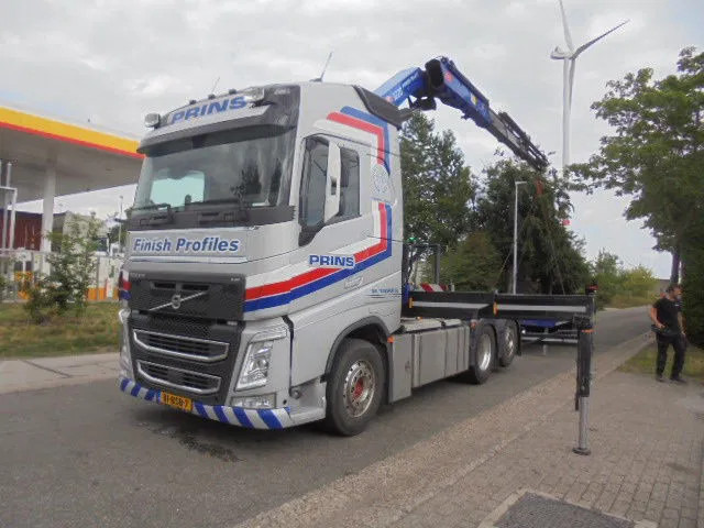 Volvo FH 420 6X2 NL TRUCK - Vetopöytäauto: kuva Volvo FH 420 6X2 NL TRUCK - Vetopöytäauto Volvo FH 420 6X2 NL TRUCK - Vetopöytäauto: kuva Volvo FH 420 6X2 NL TRUCK - Vetopöytäauto