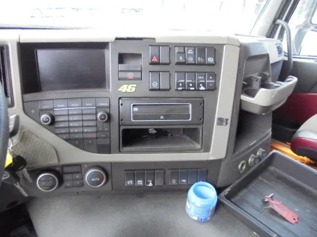 Vetopöytäauto Volvo FM 12.420 EURO 6: kuva Vetopöytäauto Volvo FM 12.420 EURO 6