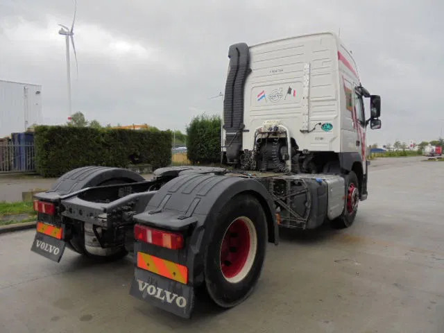 Volvo FM 12.420 EURO 6 - Vetopöytäauto: kuva Volvo FM 12.420 EURO 6 - Vetopöytäauto Volvo FM 12.420 EURO 6 - Vetopöytäauto: kuva Volvo FM 12.420 EURO 6 - Vetopöytäauto