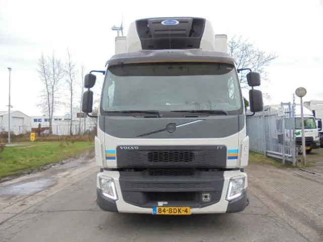 Volvo FE 250 CHEREAU NL TRUCK - Isoterminen kuorma-auto: kuva Volvo FE 250 CHEREAU NL TRUCK - Isoterminen kuorma-auto Volvo FE 250 CHEREAU NL TRUCK - Isoterminen kuorma-auto: kuva Volvo FE 250 CHEREAU NL TRUCK - Isoterminen kuorma-auto
