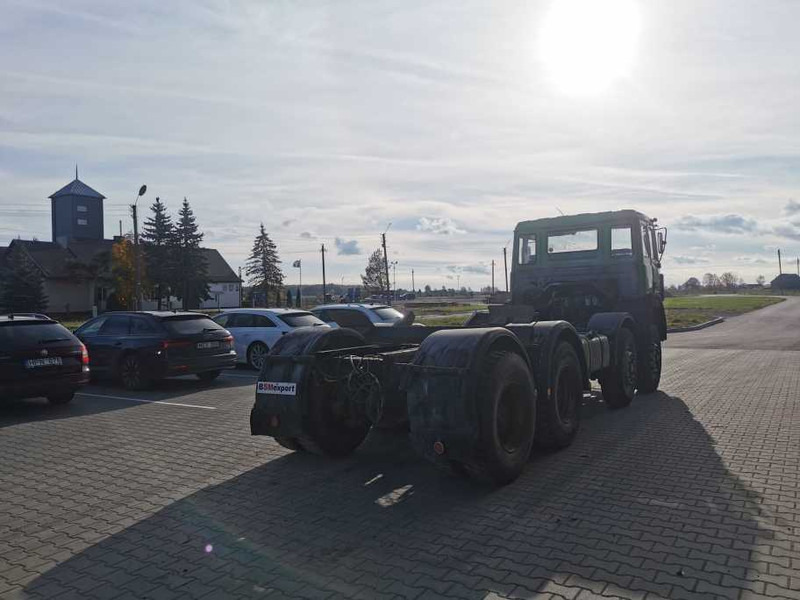 Iveco Magirus 300-34 V8 chassis truck - Kuorma-auto alusta: kuva Iveco Magirus 300-34 V8 chassis truck - Kuorma-auto alusta Iveco Magirus 300-34 V8 chassis truck - Kuorma-auto alusta: kuva Iveco Magirus 300-34 V8 chassis truck - Kuorma-auto alusta