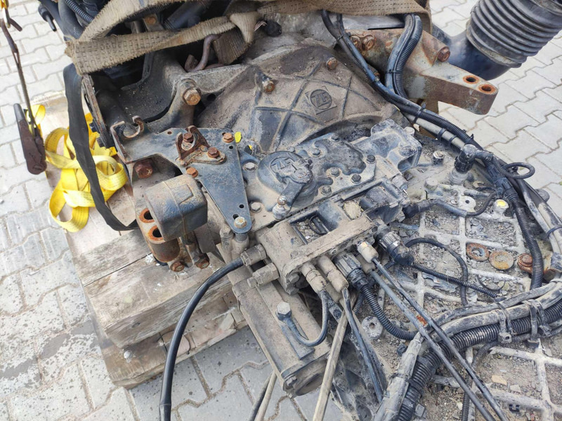 MAN ZF 16 S 222 DD - Vaihdelaatikko - Kuorma-auto: kuva MAN ZF 16 S 222 DD - Vaihdelaatikko - Kuorma-auto MAN ZF 16 S 222 DD - Vaihdelaatikko - Kuorma-auto: kuva MAN ZF 16 S 222 DD - Vaihdelaatikko - Kuorma-auto
