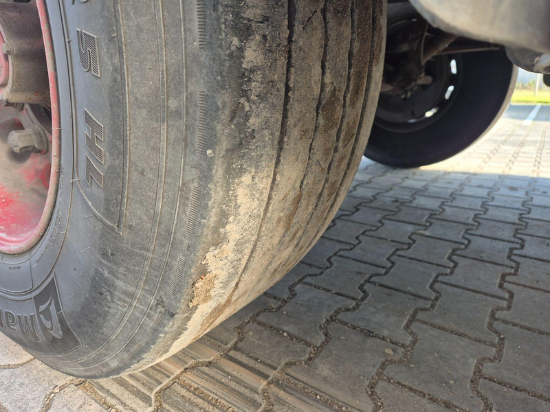 SPITZER - Säiliöpuoliperävaunu: kuva SPITZER - Säiliöpuoliperävaunu SPITZER - Säiliöpuoliperävaunu: kuva SPITZER - Säiliöpuoliperävaunu