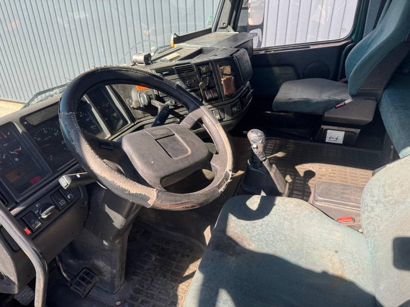 Volvo FH 12.420 - Vetopöytäauto: kuva Volvo FH 12.420 - Vetopöytäauto Volvo FH 12.420 - Vetopöytäauto: kuva Volvo FH 12.420 - Vetopöytäauto