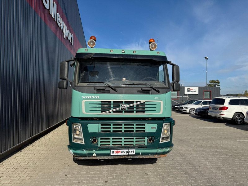Volvo FH 12 420, accident truck - Kippiauto kuorma-auto: kuva Volvo FH 12 420, accident truck - Kippiauto kuorma-auto Volvo FH 12 420, accident truck - Kippiauto kuorma-auto: kuva Volvo FH 12 420, accident truck - Kippiauto kuorma-auto