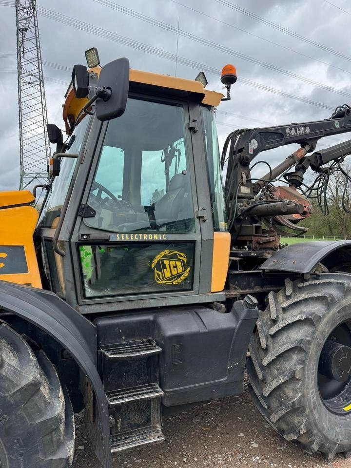 JCB Fastrac 1115 - Traktori: kuva JCB Fastrac 1115 - Traktori JCB Fastrac 1115 - Traktori: kuva JCB Fastrac 1115 - Traktori