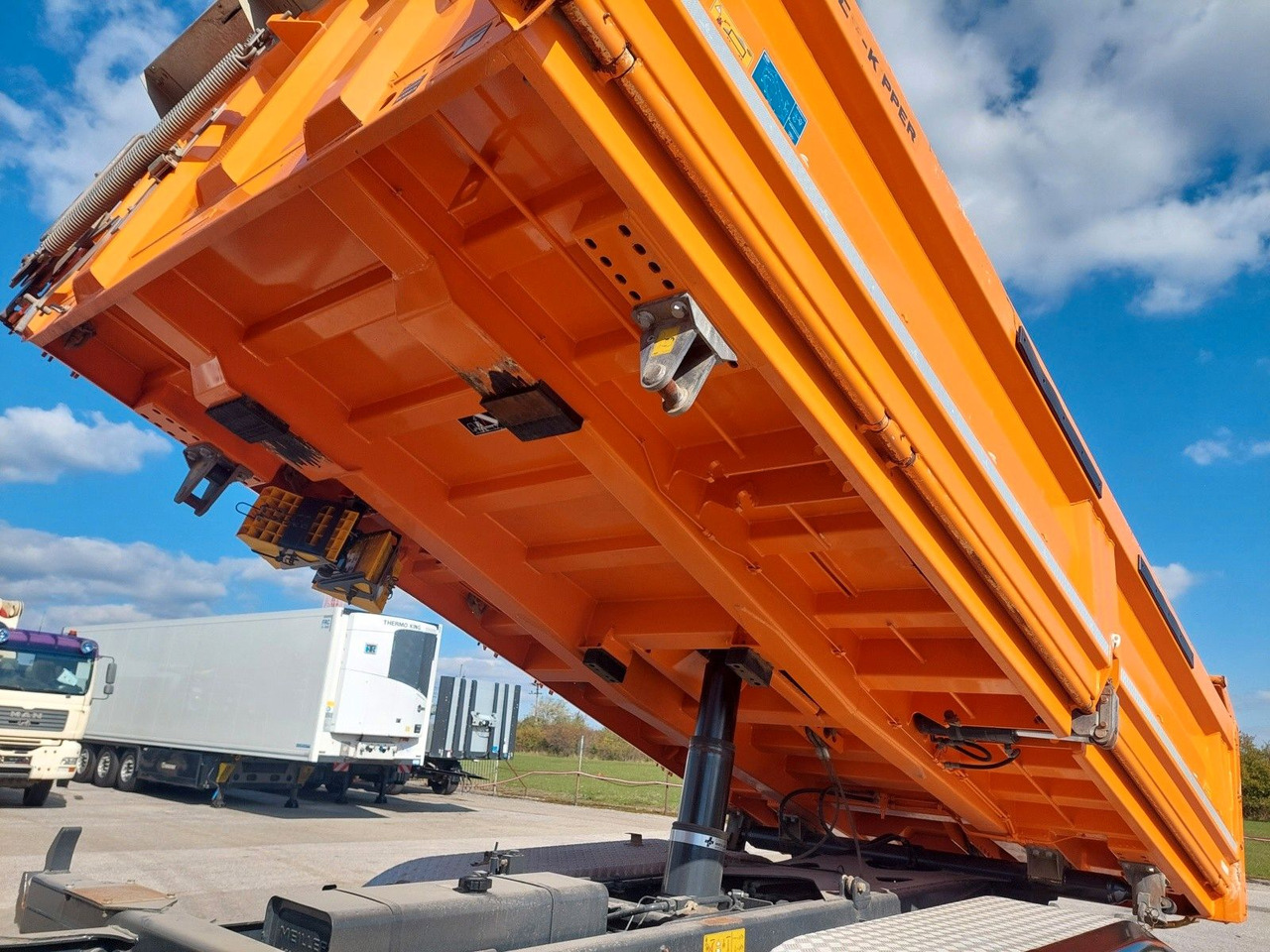 Iveco AD 260T46 BB Meiller Bordmatik 6x4 - Kippiauto kuorma-auto: kuva Iveco AD 260T46 BB Meiller Bordmatik 6x4 - Kippiauto kuorma-auto Iveco AD 260T46 BB Meiller Bordmatik 6x4 - Kippiauto kuorma-auto: kuva Iveco AD 260T46 BB Meiller Bordmatik 6x4 - Kippiauto kuorma-auto