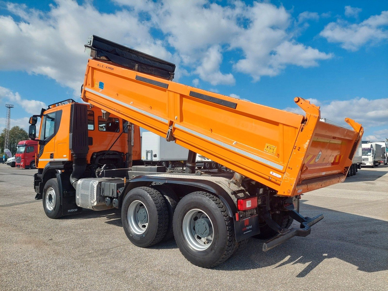 Iveco AD 260T46 BB Meiller Bordmatik 6x4 - Kippiauto kuorma-auto: kuva Iveco AD 260T46 BB Meiller Bordmatik 6x4 - Kippiauto kuorma-auto Iveco AD 260T46 BB Meiller Bordmatik 6x4 - Kippiauto kuorma-auto: kuva Iveco AD 260T46 BB Meiller Bordmatik 6x4 - Kippiauto kuorma-auto