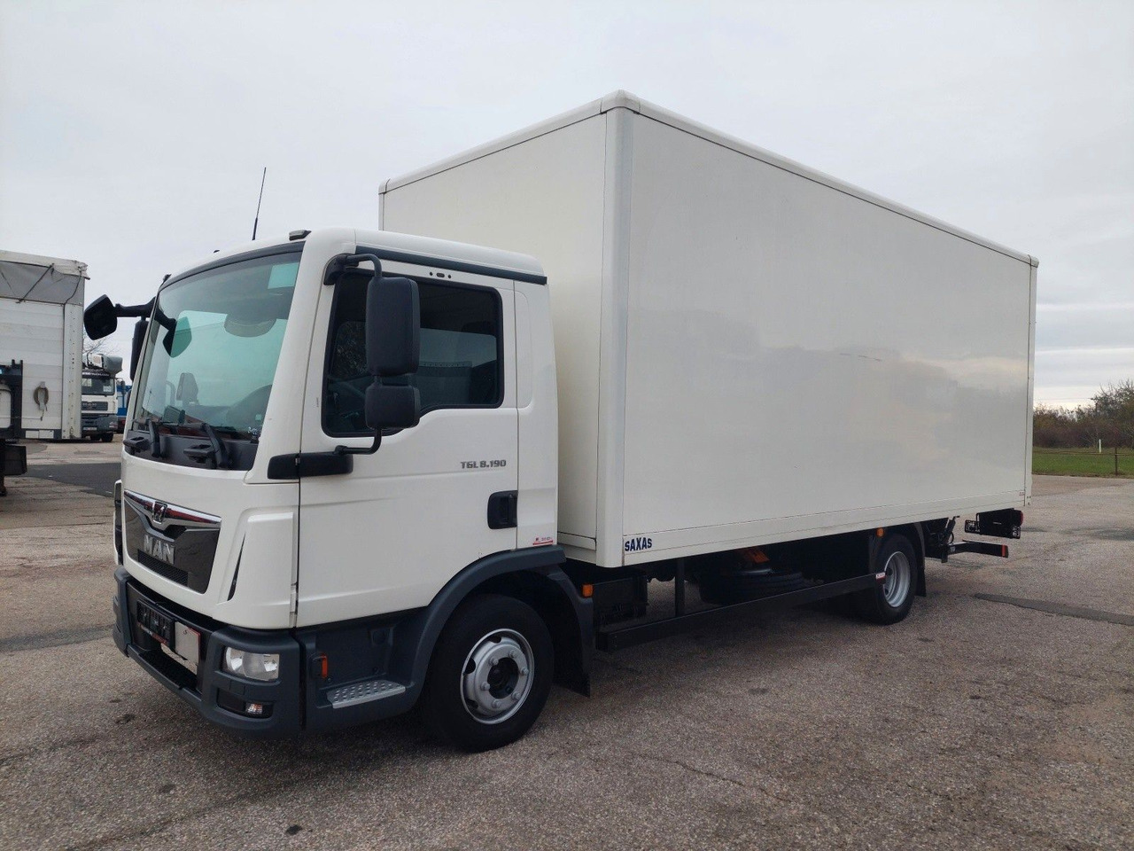 MAN TGL 8.190 BL 4x2 - Jakeluauto: kuva MAN TGL 8.190 BL 4x2 - Jakeluauto MAN TGL 8.190 BL 4x2 - Jakeluauto: kuva MAN TGL 8.190 BL 4x2 - Jakeluauto