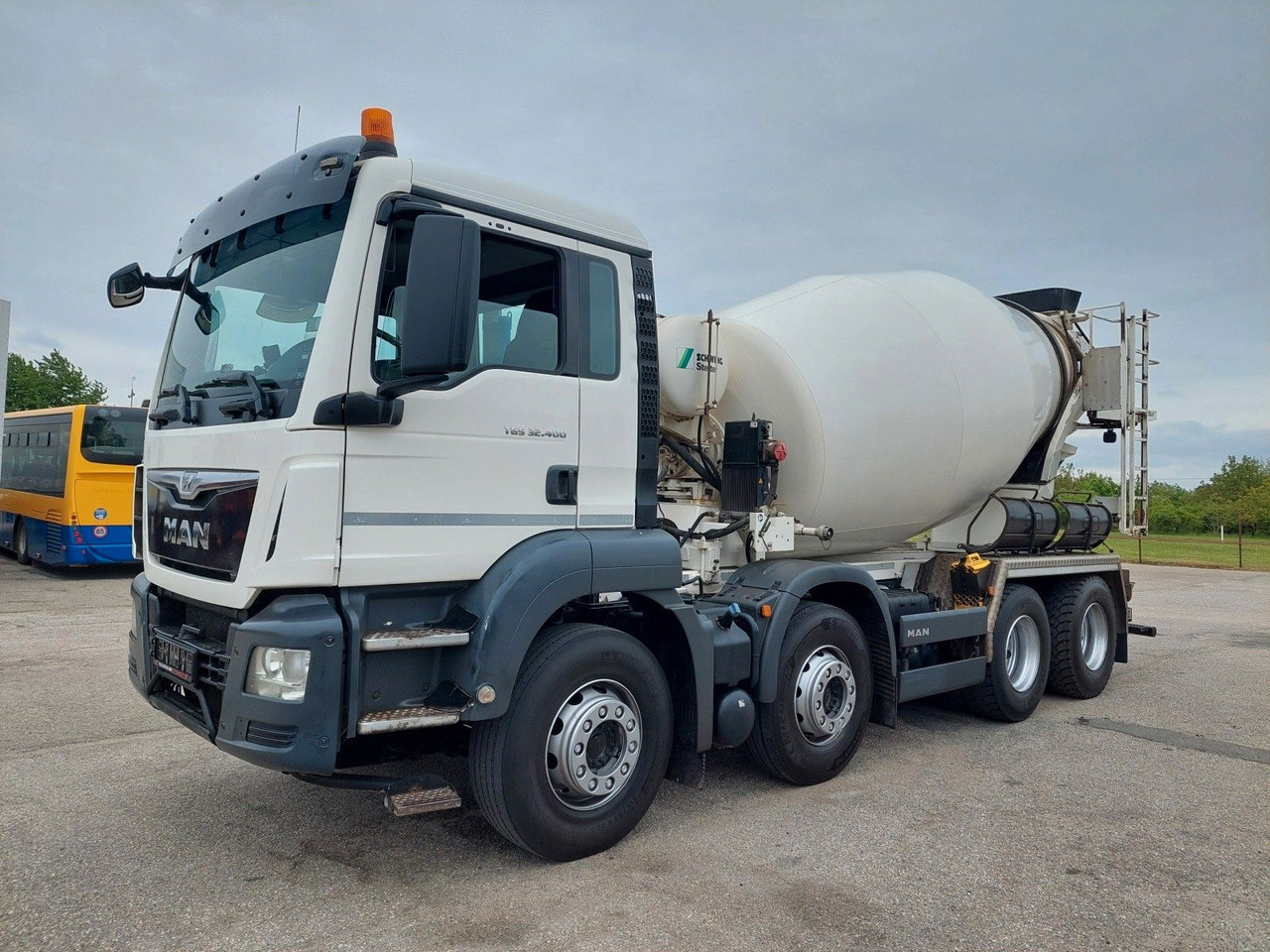 MAN TGS 32.400 8X4 BB Stetter 9 m³ - Betoniauto: kuva MAN TGS 32.400 8X4 BB Stetter 9 m³ - Betoniauto MAN TGS 32.400 8X4 BB Stetter 9 m³ - Betoniauto: kuva MAN TGS 32.400 8X4 BB Stetter 9 m³ - Betoniauto