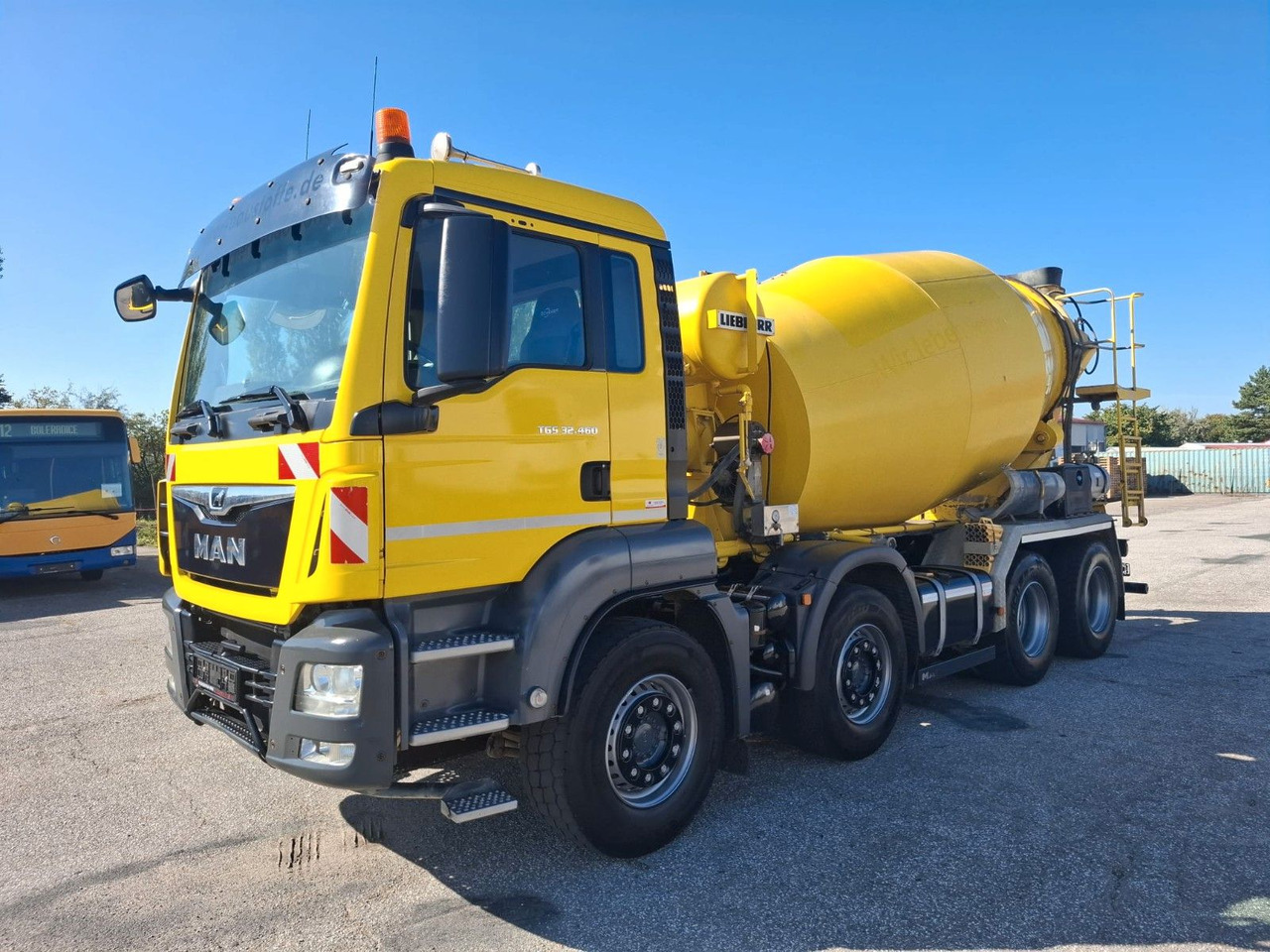 MAN TGS 32.460 8X4 BB Liebherr 9 m³ - Betoniauto: kuva MAN TGS 32.460 8X4 BB Liebherr 9 m³ - Betoniauto MAN TGS 32.460 8X4 BB Liebherr 9 m³ - Betoniauto: kuva MAN TGS 32.460 8X4 BB Liebherr 9 m³ - Betoniauto