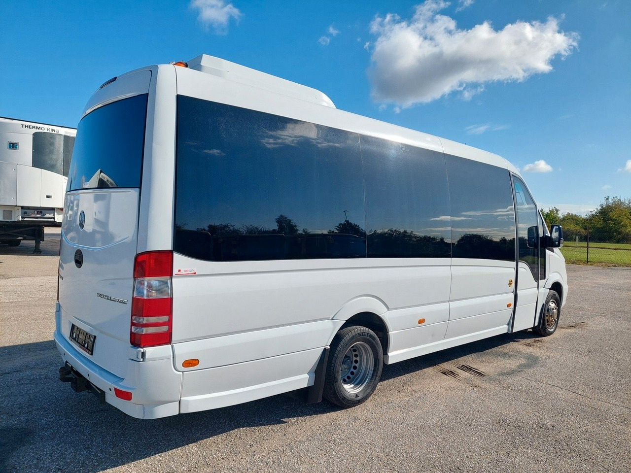 Mercedes-Benz Sprinter 519 CDI - Minibussi, Pikkubussi: kuva Mercedes-Benz Sprinter 519 CDI - Minibussi, Pikkubussi Mercedes-Benz Sprinter 519 CDI - Minibussi, Pikkubussi: kuva Mercedes-Benz Sprinter 519 CDI - Minibussi, Pikkubussi