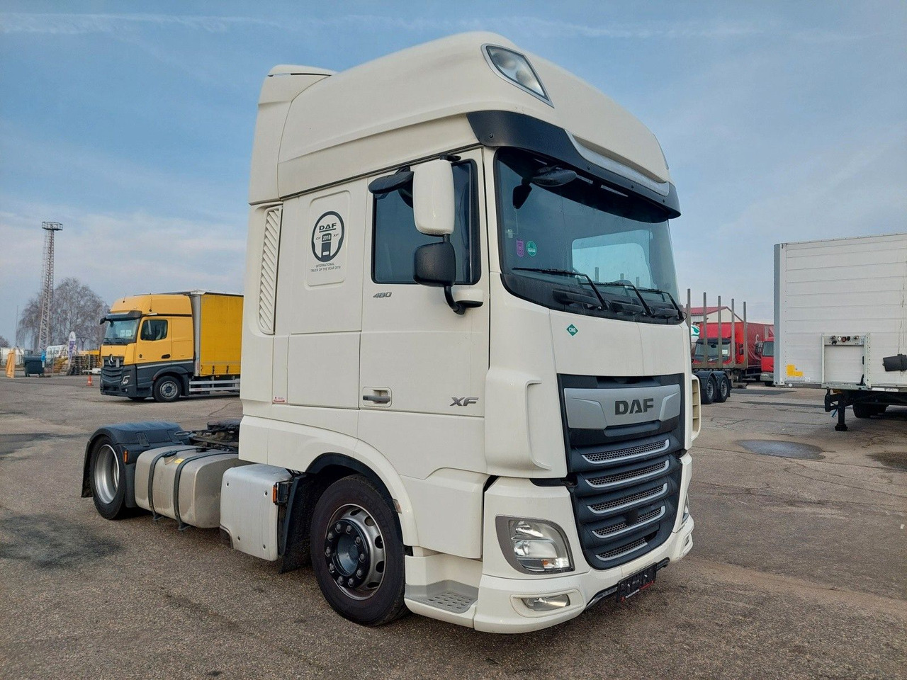 DAF XF 480 FT SSC 4x2 - Vetopöytäauto: kuva DAF XF 480 FT SSC 4x2 - Vetopöytäauto DAF XF 480 FT SSC 4x2 - Vetopöytäauto: kuva DAF XF 480 FT SSC 4x2 - Vetopöytäauto