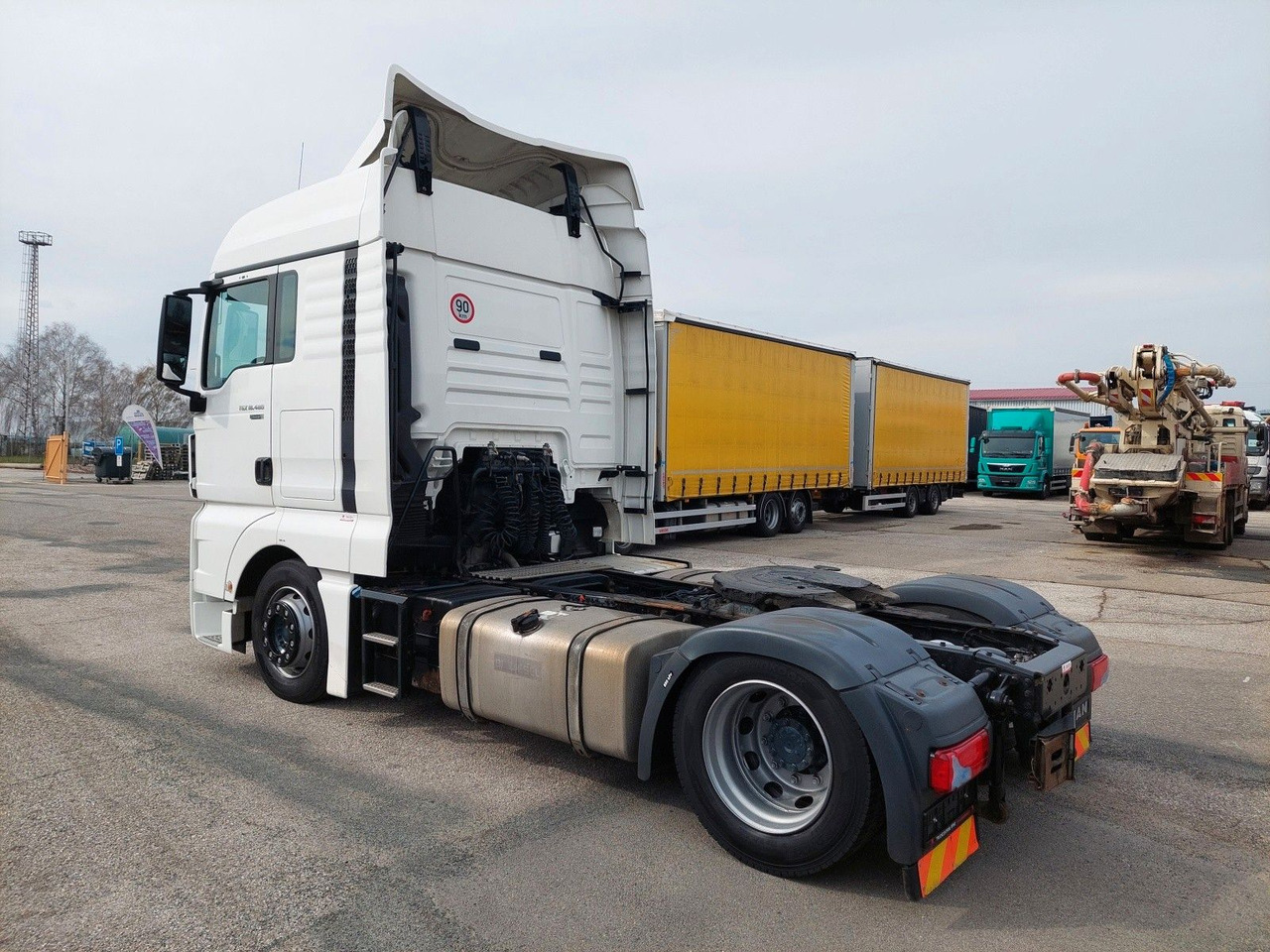 MAN TGX 18.480 4x2 LLS-U - Vetopöytäauto: kuva MAN TGX 18.480 4x2 LLS-U - Vetopöytäauto MAN TGX 18.480 4x2 LLS-U - Vetopöytäauto: kuva MAN TGX 18.480 4x2 LLS-U - Vetopöytäauto