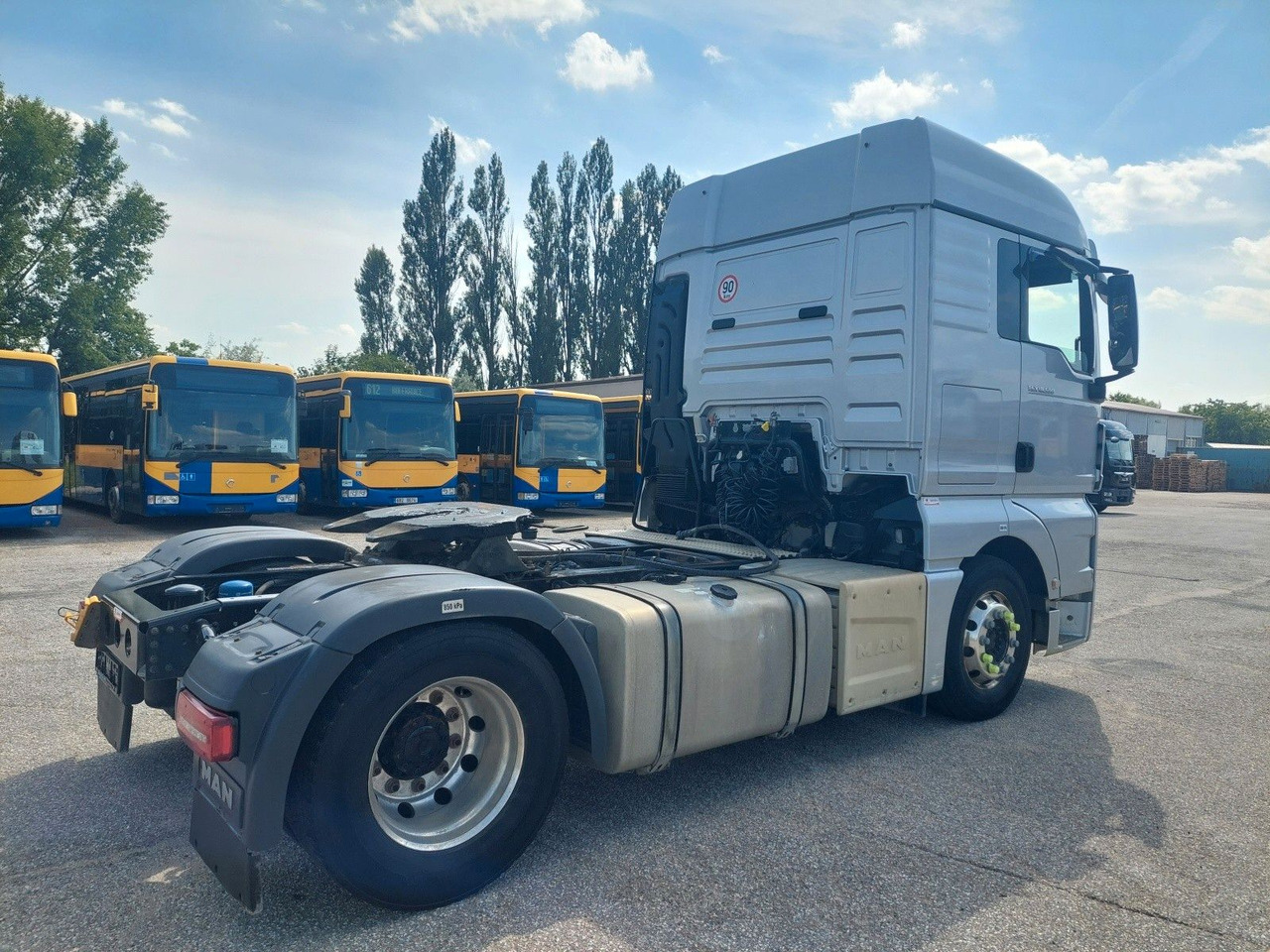 MAN TGX 18.500 4X2 BLS Kipphydraulik TOP AUsstattung - Vetopöytäauto: kuva MAN TGX 18.500 4X2 BLS Kipphydraulik TOP AUsstattung - Vetopöytäauto MAN TGX 18.500 4X2 BLS Kipphydraulik TOP AUsstattung - Vetopöytäauto: kuva MAN TGX 18.500 4X2 BLS Kipphydraulik TOP AUsstattung - Vetopöytäauto