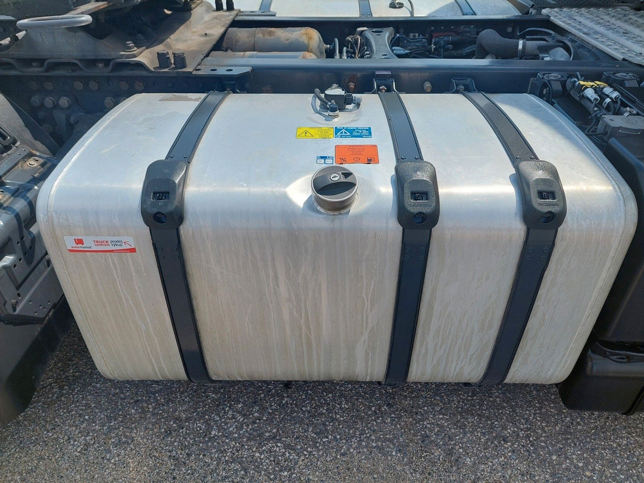 Scania R 500 A4X2LB Luft/Luft ADR Standklima - Vetopöytäauto: kuva Scania R 500 A4X2LB Luft/Luft ADR Standklima - Vetopöytäauto Scania R 500 A4X2LB Luft/Luft ADR Standklima - Vetopöytäauto: kuva Scania R 500 A4X2LB Luft/Luft ADR Standklima - Vetopöytäauto