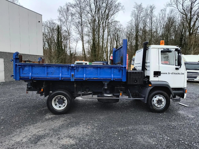 DAF FA55.210 - 3 WAY TIPPER - MECHANICAL INJECTION - Kippiauto kuorma-auto: kuva DAF FA55.210 - 3 WAY TIPPER - MECHANICAL INJECTION - Kippiauto kuorma-auto DAF FA55.210 - 3 WAY TIPPER - MECHANICAL INJECTION - Kippiauto kuorma-auto: kuva DAF FA55.210 - 3 WAY TIPPER - MECHANICAL INJECTION - Kippiauto kuorma-auto