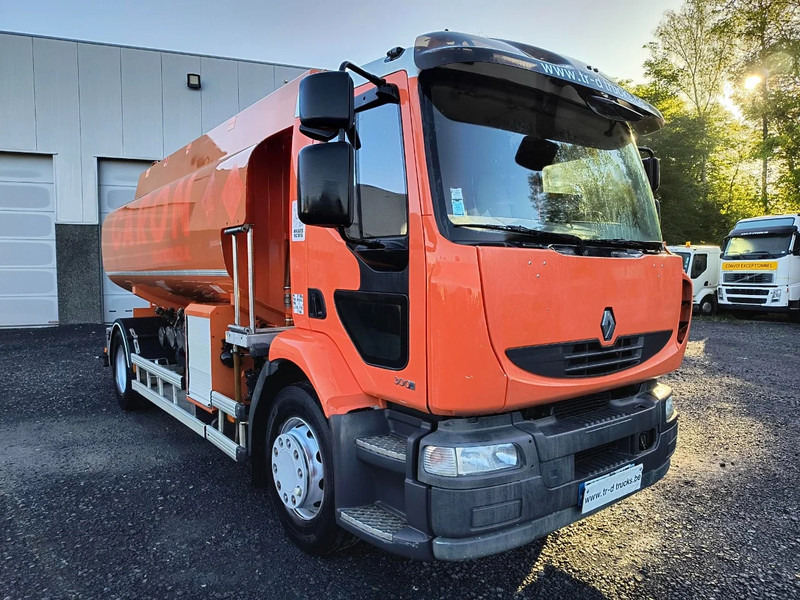 Renault Midlum 300 DXI 13500L CARBURANT / FUEL - 4 COMP - Säiliöauto: kuva Renault Midlum 300 DXI 13500L CARBURANT / FUEL - 4 COMP - Säiliöauto Renault Midlum 300 DXI 13500L CARBURANT / FUEL - 4 COMP - Säiliöauto: kuva Renault Midlum 300 DXI 13500L CARBURANT / FUEL - 4 COMP - Säiliöauto