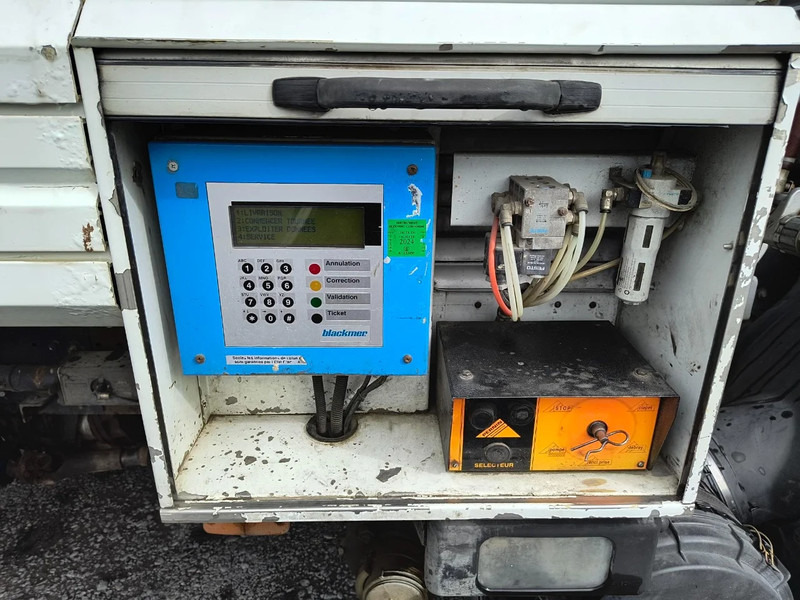 Leasing Renault Premium 270 13500L FUEL / CARBURANT TRUCK - 5 COMP Renault Premium 270 13500L FUEL / CARBURANT TRUCK - 5 COMP: kuva Leasing Renault Premium 270 13500L FUEL / CARBURANT TRUCK - 5 COMP Renault Premium 270 13500L FUEL / CARBURANT TRUCK - 5 COMP Leasing Renault Premium 270 13500L FUEL / CARBURANT TRUCK - 5 COMP Renault Premium 270 13500L FUEL / CARBURANT TRUCK - 5 COMP: kuva Leasing Renault Premium 270 13500L FUEL / CARBURANT TRUCK - 5 COMP Renault Premium 270 13500L FUEL / CARBURANT TRUCK - 5 COMP